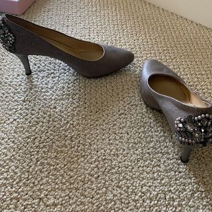 Womens sliver heel dress shoes size 11M